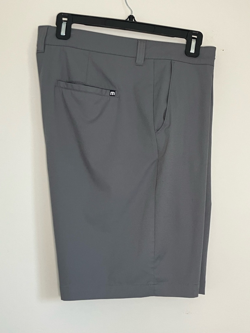 Travis Mathew Casual Golf Shorts Grey 11" inseam Mens Size 36 EUC